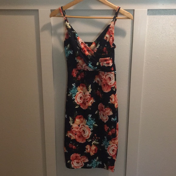 Floral Midi Dress - Picture 2 of 5